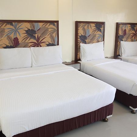 Eon Centennial Resort Hotel & Waterpark Iloilo City Zimmer foto